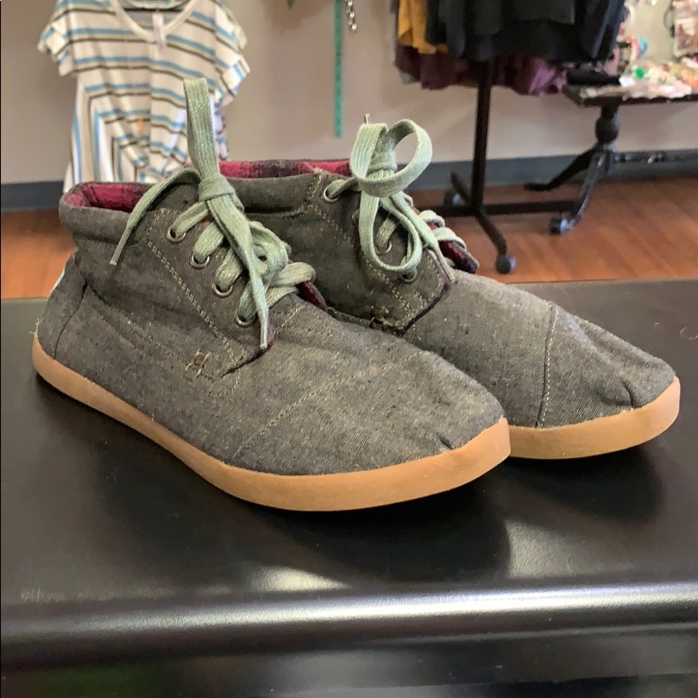 Toms Women’s High Top Sneaker Size 10 - Picture 1 of 6